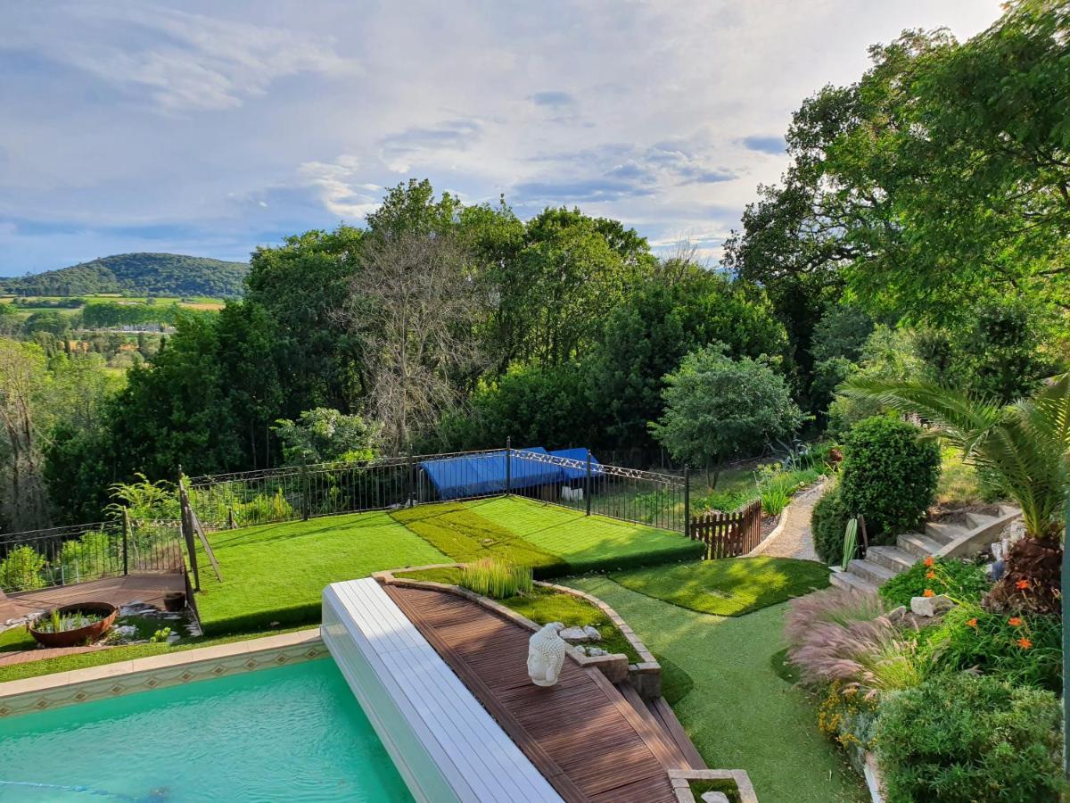 Monteze Paradis Bed and breakfast *
